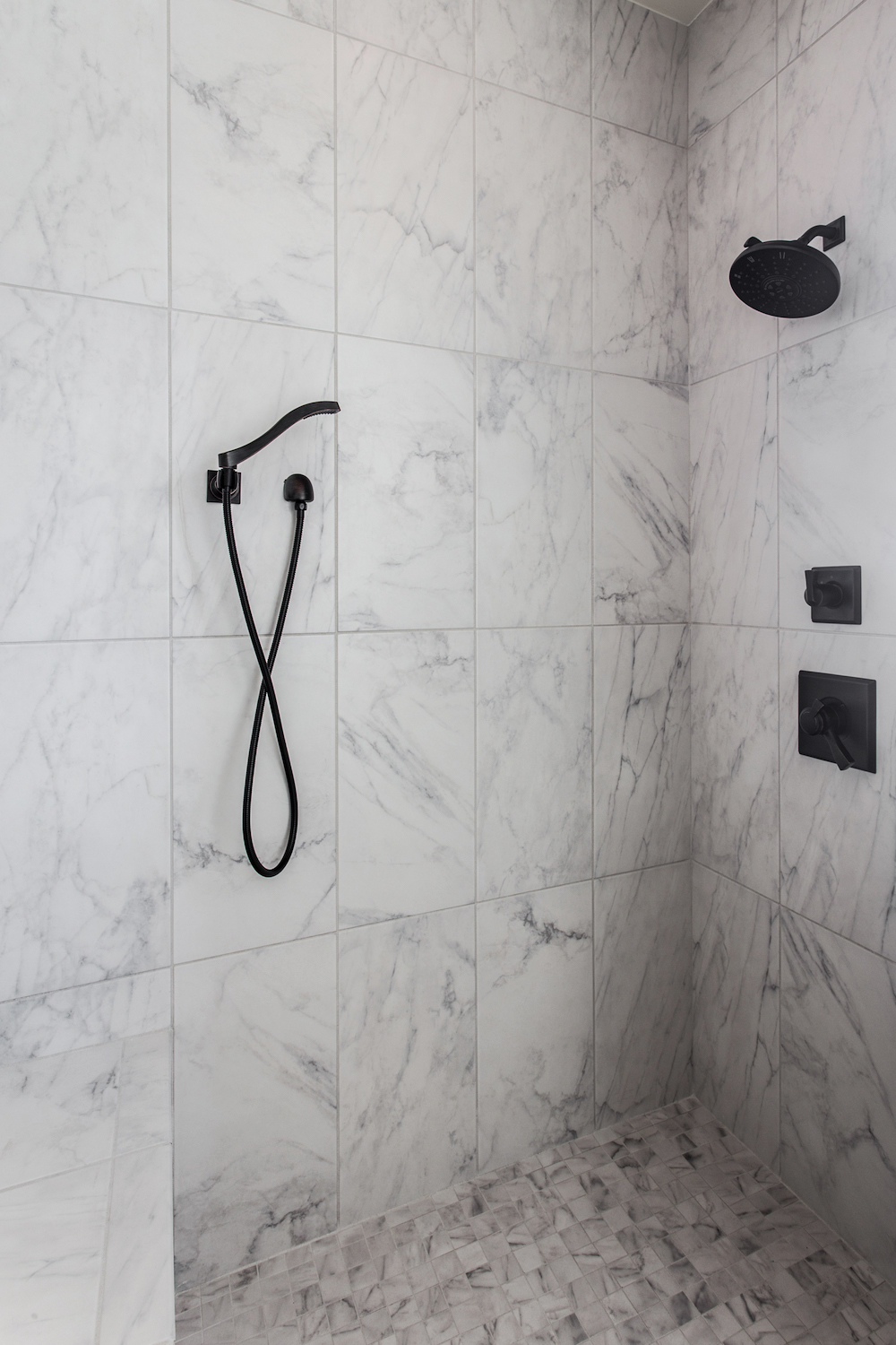 Plymouth Tudor Ranch - Photo 13