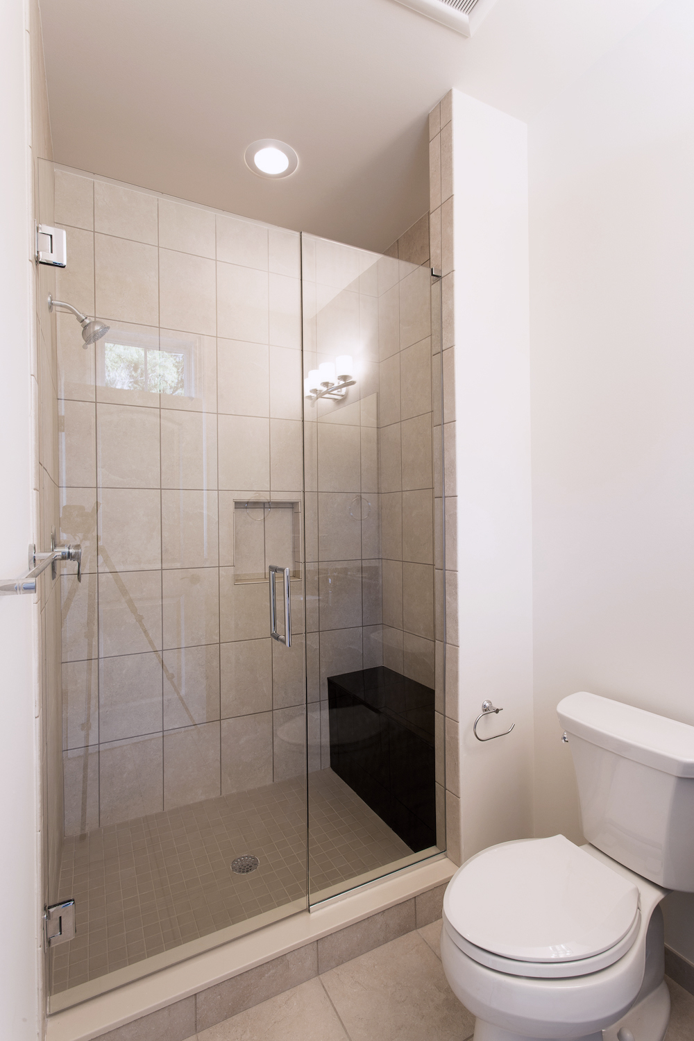 Plymouth Tudor Ranch - Photo 15