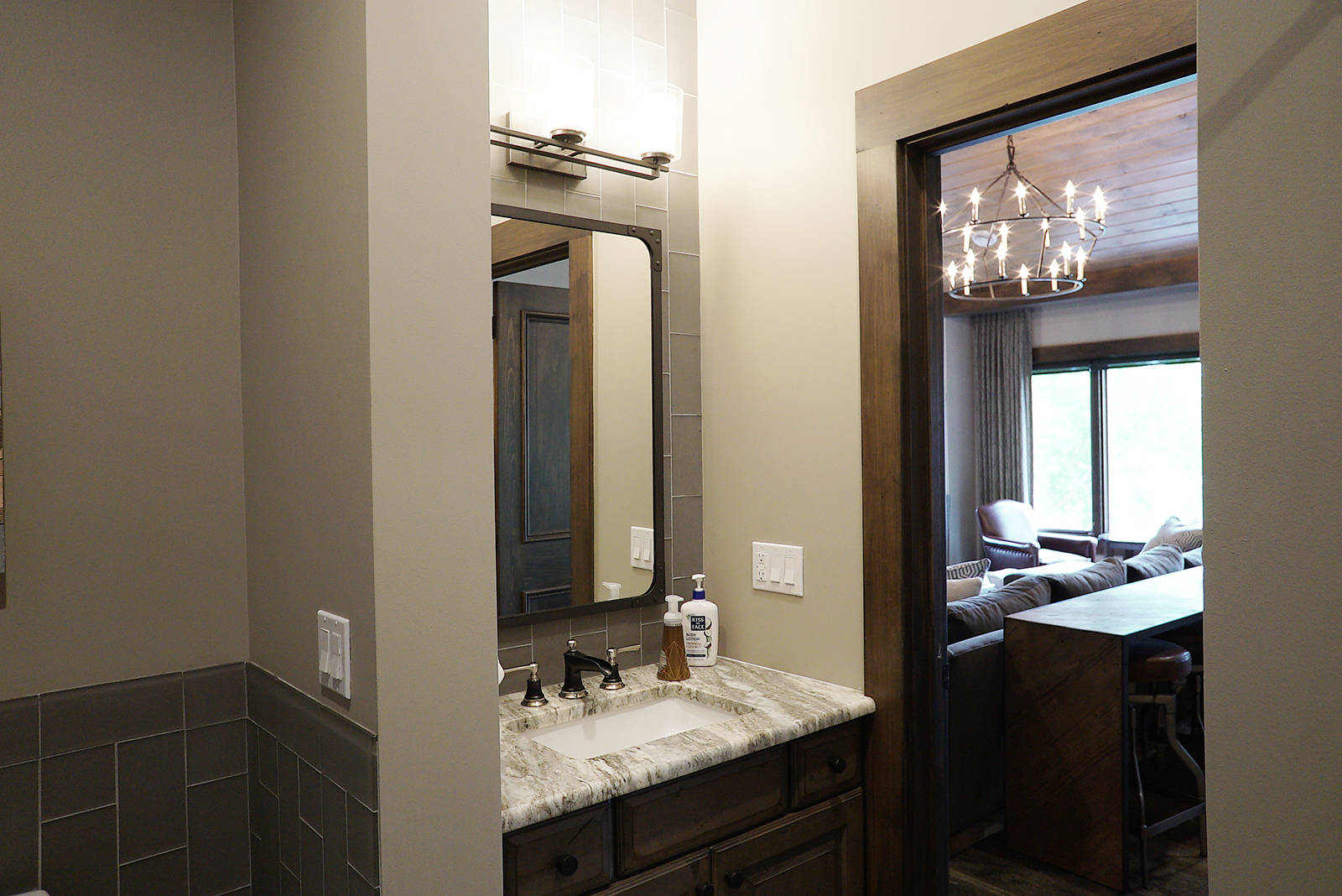 Wolverine Lake Timber Frame - Photo 18